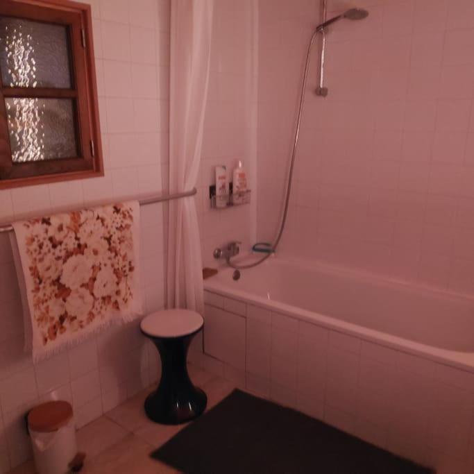 Maison Cosy Et Conviviale, Le B7 Besset Luaran gambar