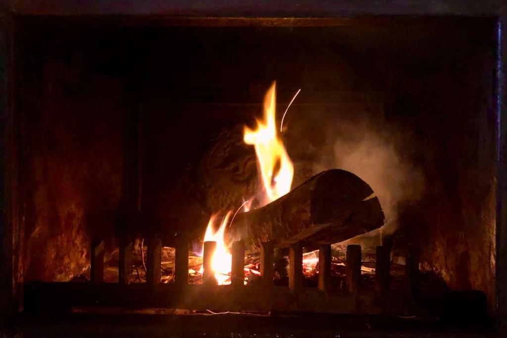 Maison Cosy Et Conviviale, Le B7 Besset Luaran gambar